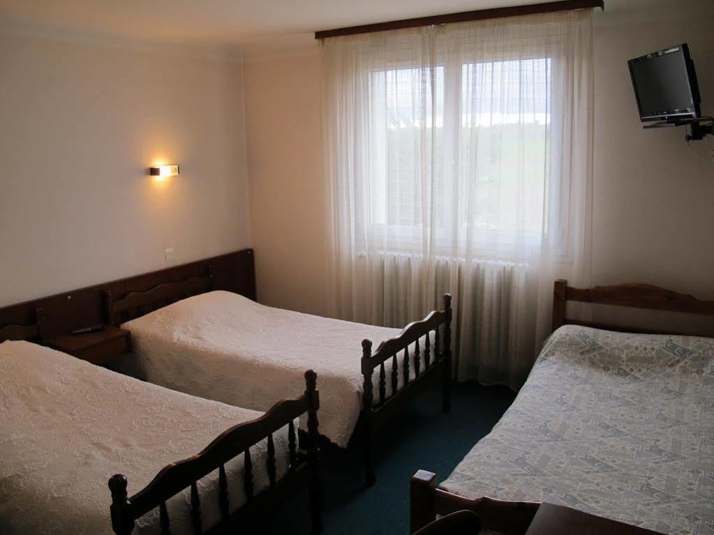 Hostellerie du Parc Labarthe-Inard Exterior foto